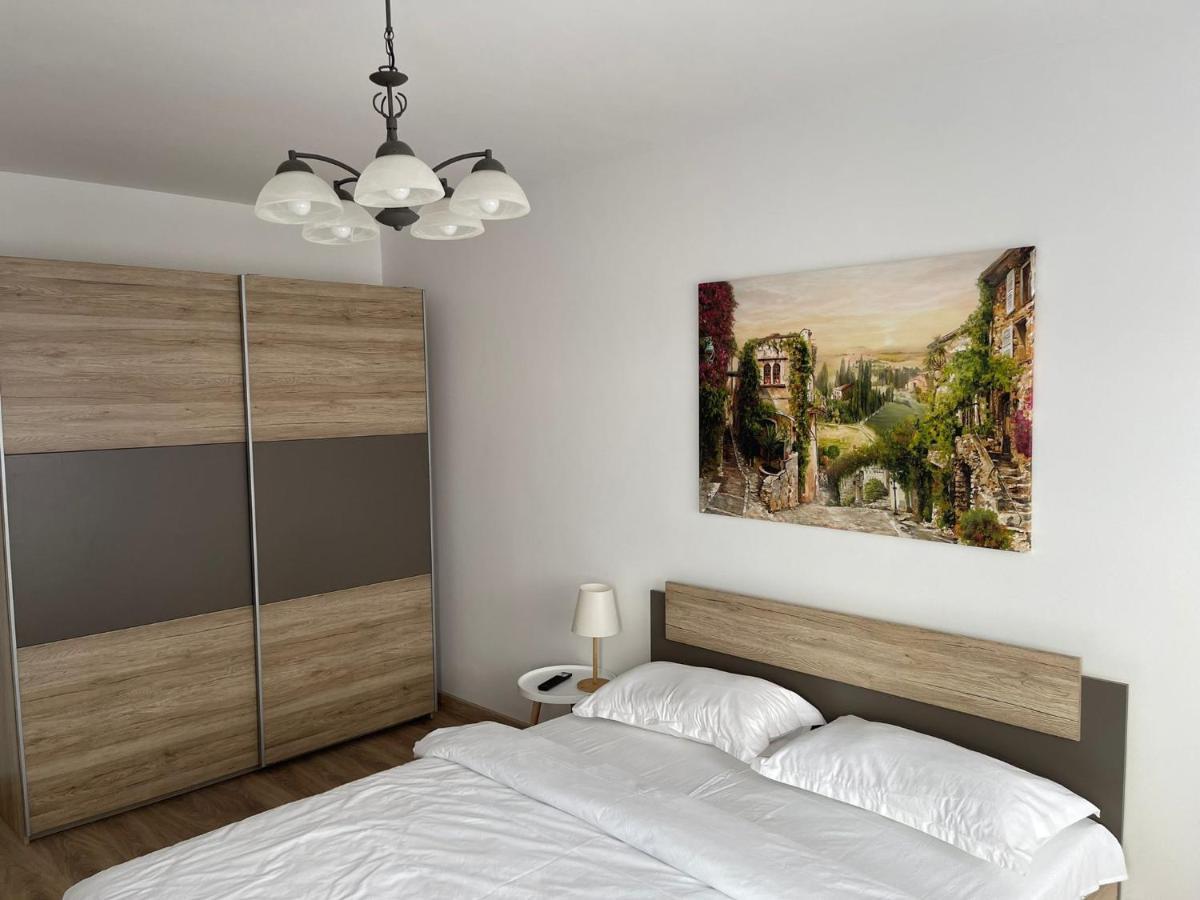 Angels Apartment 2 Oradea Zewnętrze zdjęcie