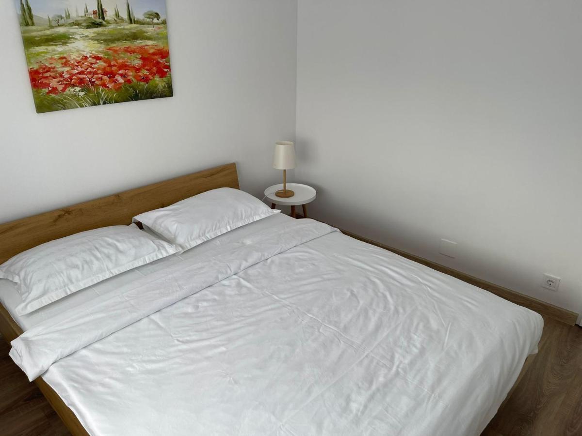 Angels Apartment 2 Oradea Zewnętrze zdjęcie